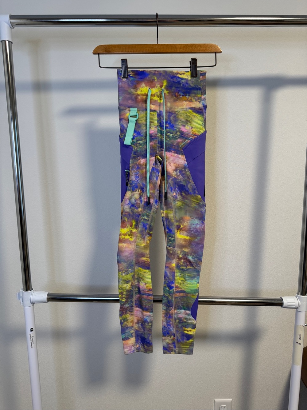 NWOT Lululemon Women’s Size 0 Tie Dye Align / Pocket Leggings Watercolor Print
